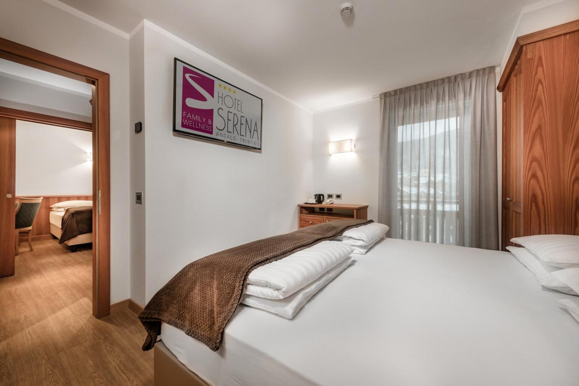 Hotel Family Serena 4*